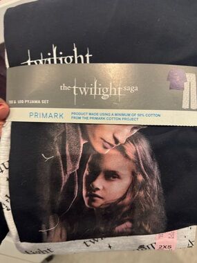 Twilight Saga Black Graphic Pajama set